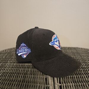 New Era 59FIFTY Fitted Hat in Black and Gray